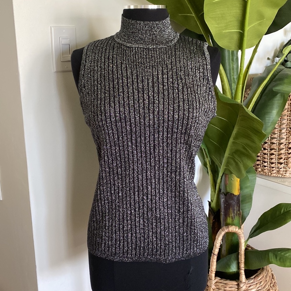 Nina Patrick Silver sleeveless turtleneck top - large